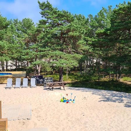 Sub Hel. Budzetowe Pokoje W Domu Z Basenem. Wokol Domu Tylko Natura. Balkon Zbyteczny. Eksteriør bilde