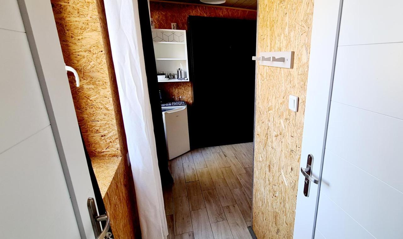 Sub Hel. Budzetowe Pokoje W Domu Z Basenem. Wokol Domu Tylko Natura. Balkon Zbyteczny. Eksteriør bilde