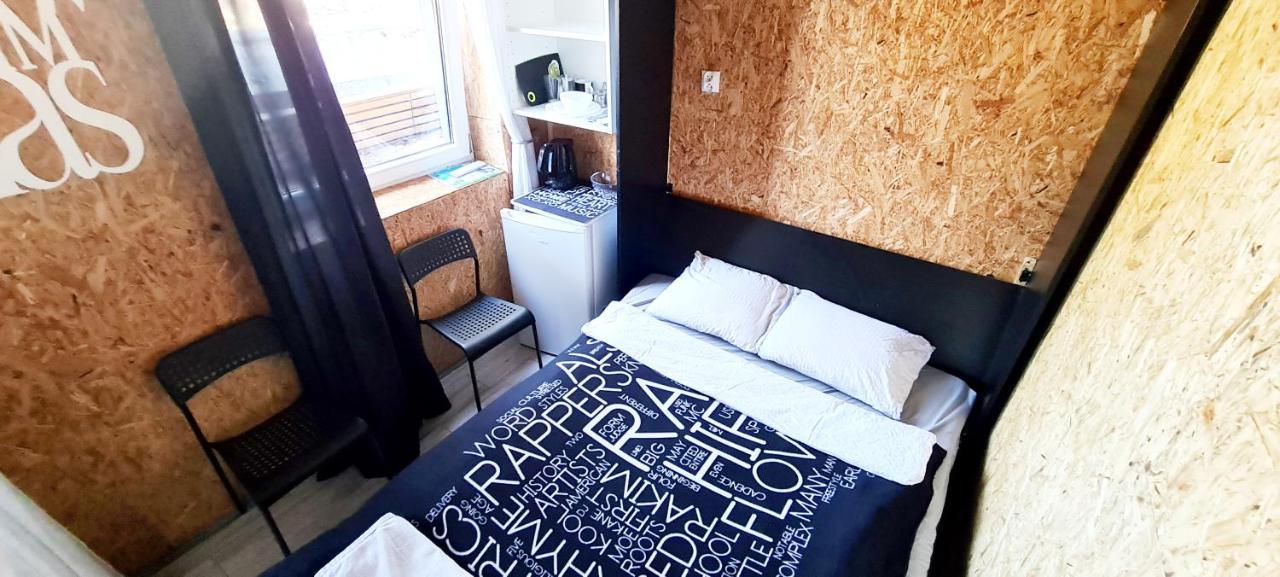 Sub Hel. Budzetowe Pokoje W Domu Z Basenem. Wokol Domu Tylko Natura. Balkon Zbyteczny. Eksteriør bilde